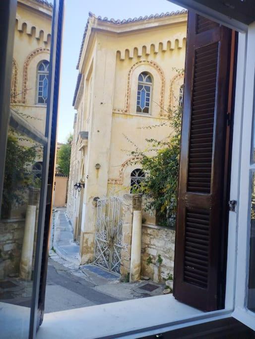 Calliope'S Neoclassical Home In The Heart Of Plaka Atina Dış mekan fotoğraf